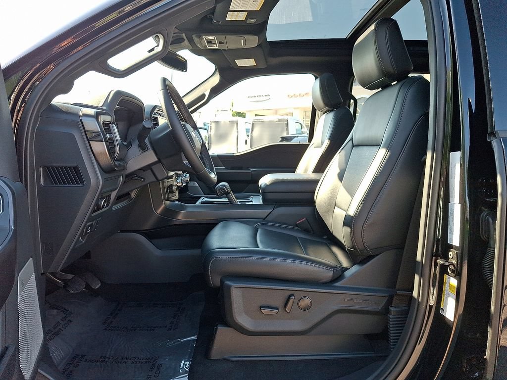 Used 2025 Ford F150 Lariat AWD/4WD image 13