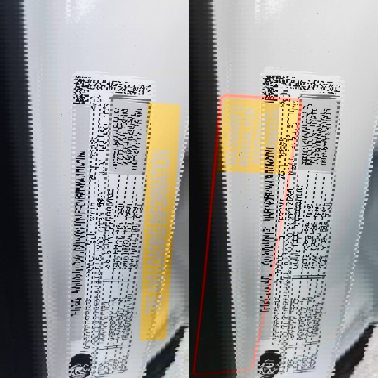 Used 2024 GMC Terrain SLE image 28