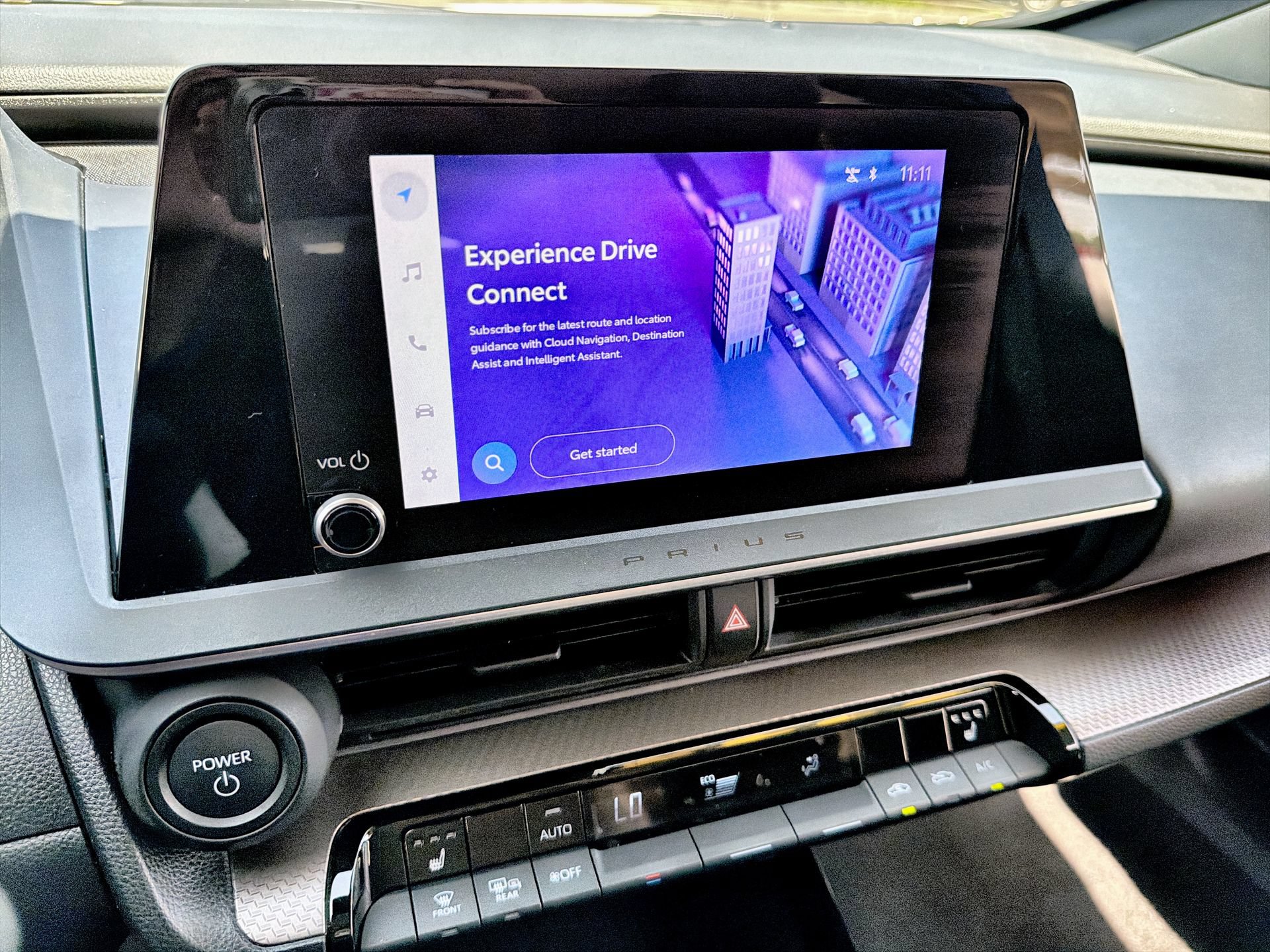Used 2024 Toyota Prius XLE FWD image 18