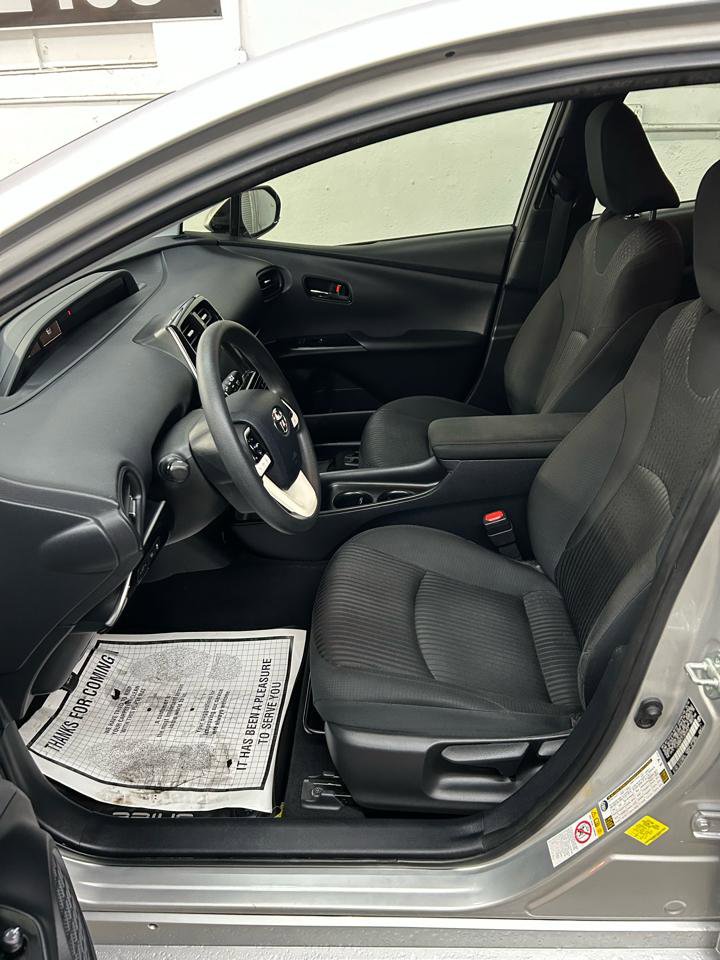 Used 2018 Toyota Prius Two w/ Prius Two Safety Plus Package FWD image 30