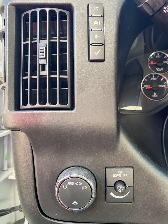 Used 2024 Chevrolet Express 3500 w/ Power Convenience Package RWD image 14