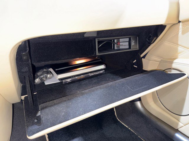 Used 2015 Bentley Flying Spur W12 image 82