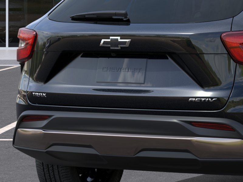 New 2026 Chevrolet Trax ACTIV w/ Sunroof Package FWD image 15