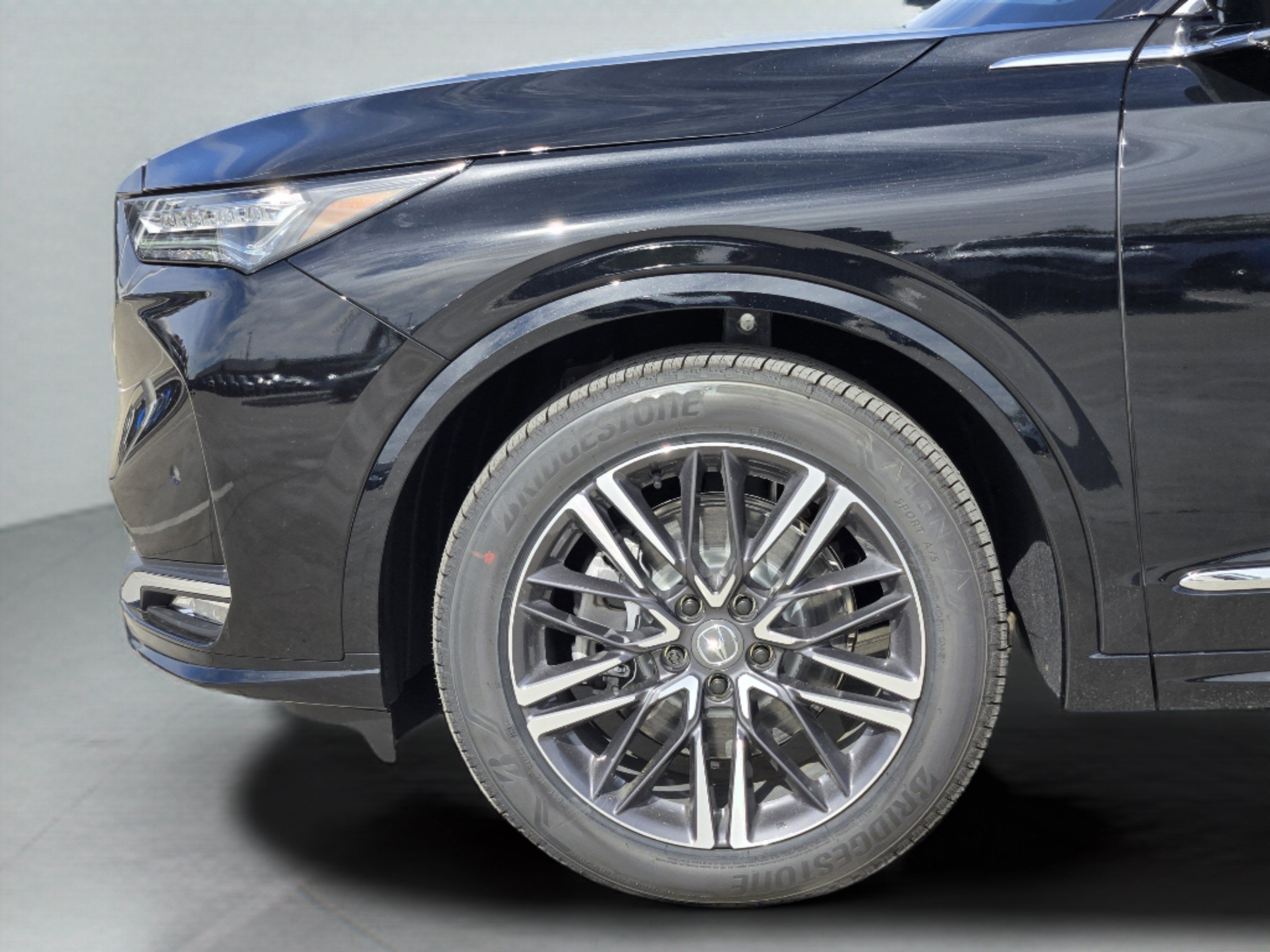 Used 2026 Acura MDX SH-AWD w/ Advance Package image 6