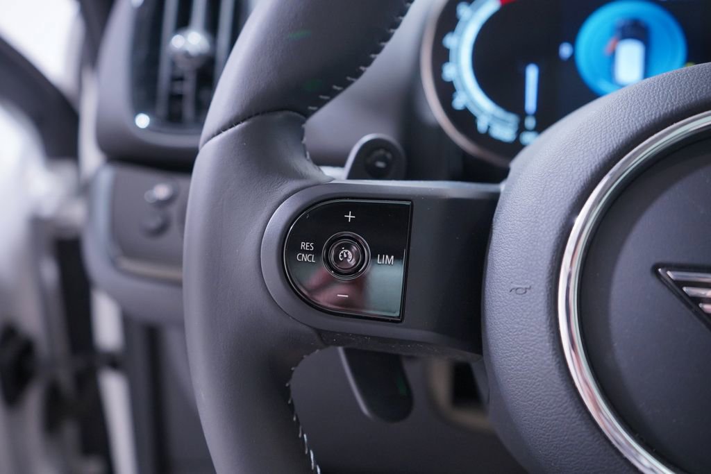 Used 2024 MINI Cooper Countryman S w/ Premium Package image 20