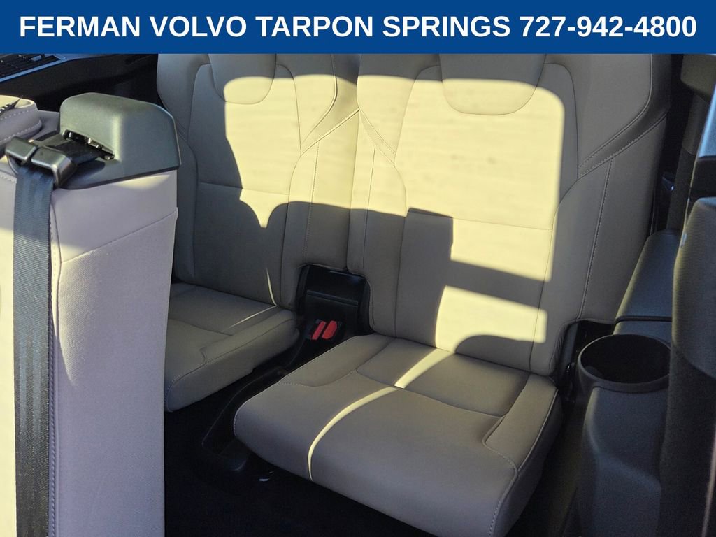 New 2026 Volvo XC90 B5 Plus w/ Protection Package Premier image 14