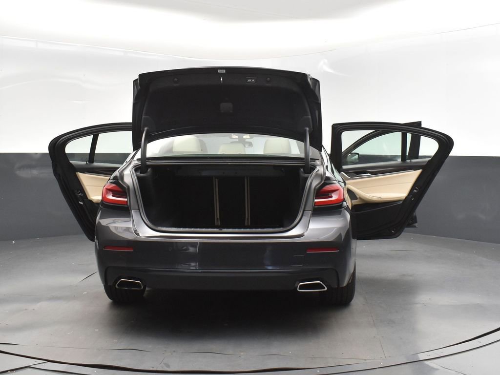 Used 2022 BMW 540i w/ Premium Package RWD image 52