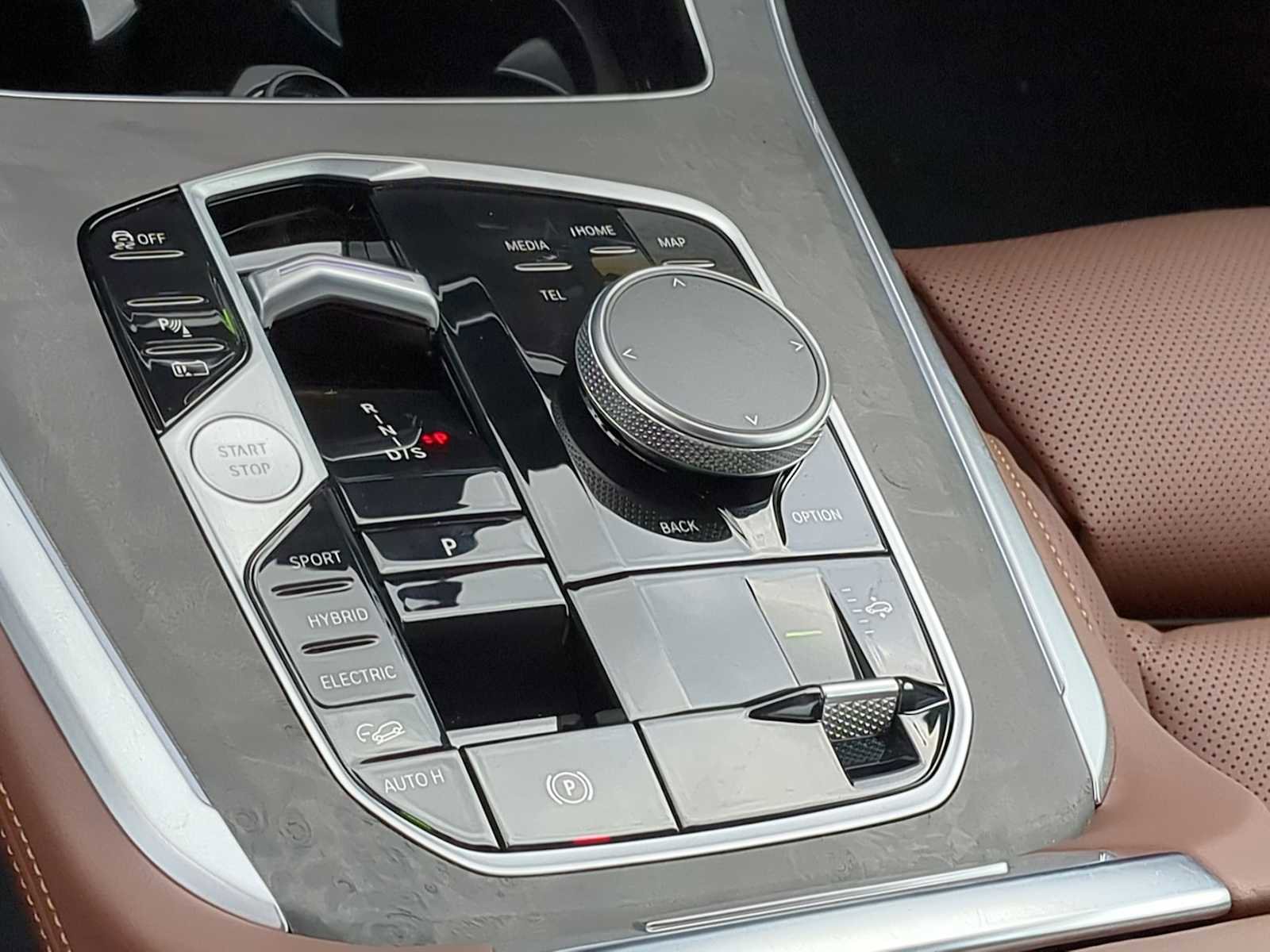 New 2026 BMW X5 xDrive50e w/ Premium Package image 35