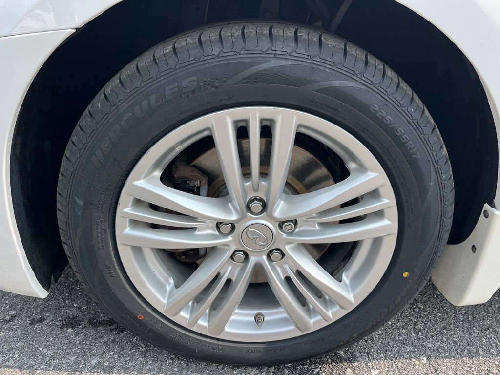 Used 2013 INFINITI G37 x Sedan w/ Premium Pkg AWD/4WD image 12