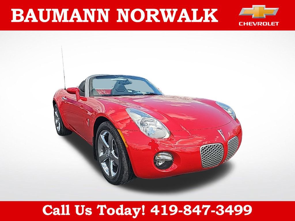 Used 2007 Pontiac Solstice Convertible w/ Premium Package RWD image 1