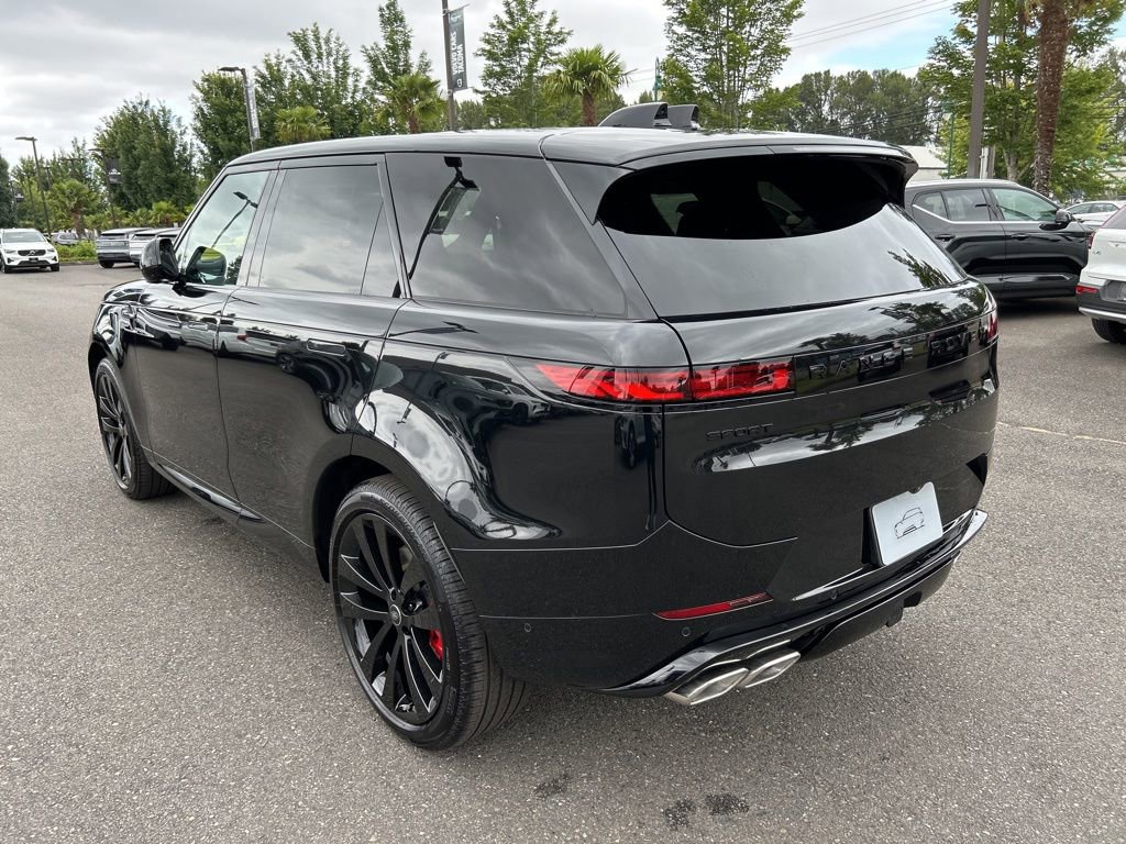 New 2025 Land Rover Range Rover Sport Dynamic SE image 3