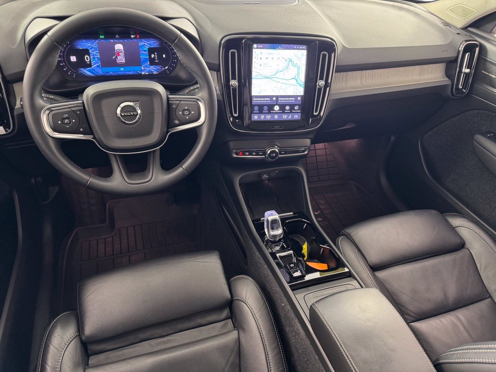 Certified 2023 Volvo XC40 B5 Ultimate w/ Protection Package Premier AWD/4WD image 15