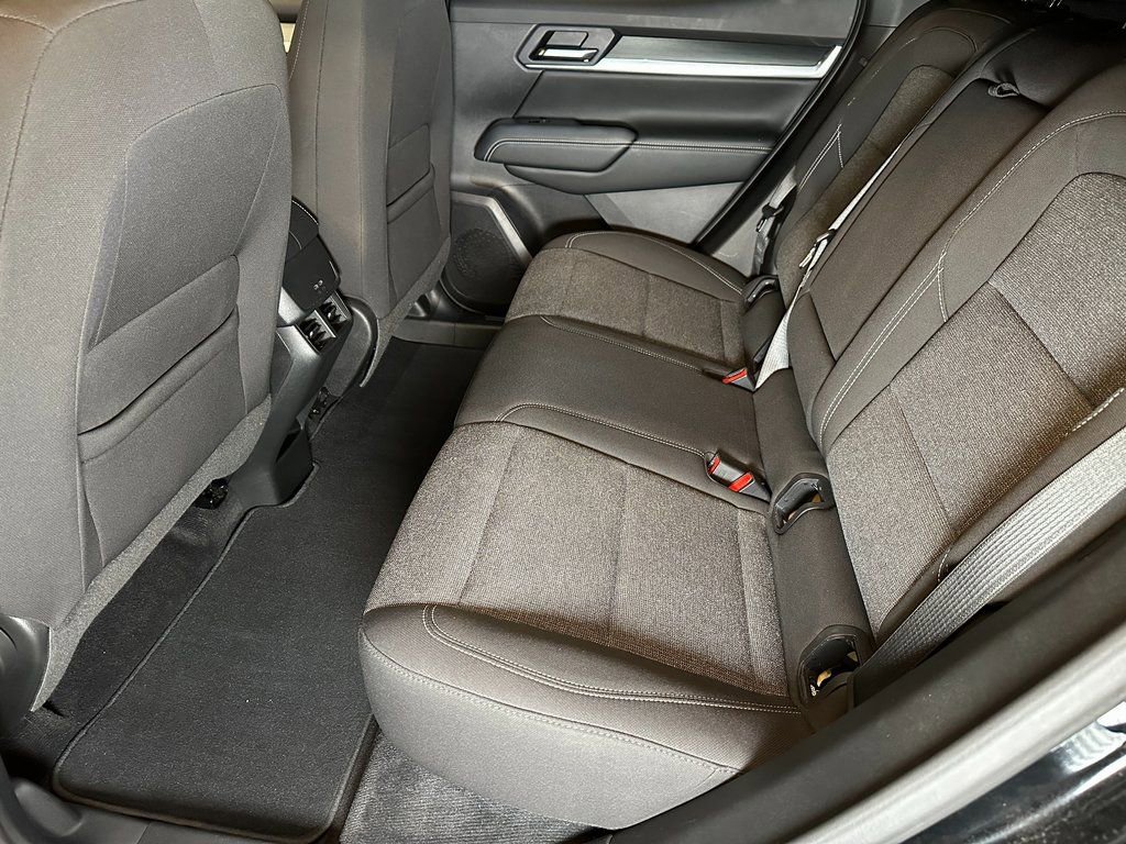 Used 2025 GMC Terrain Elevation image 18