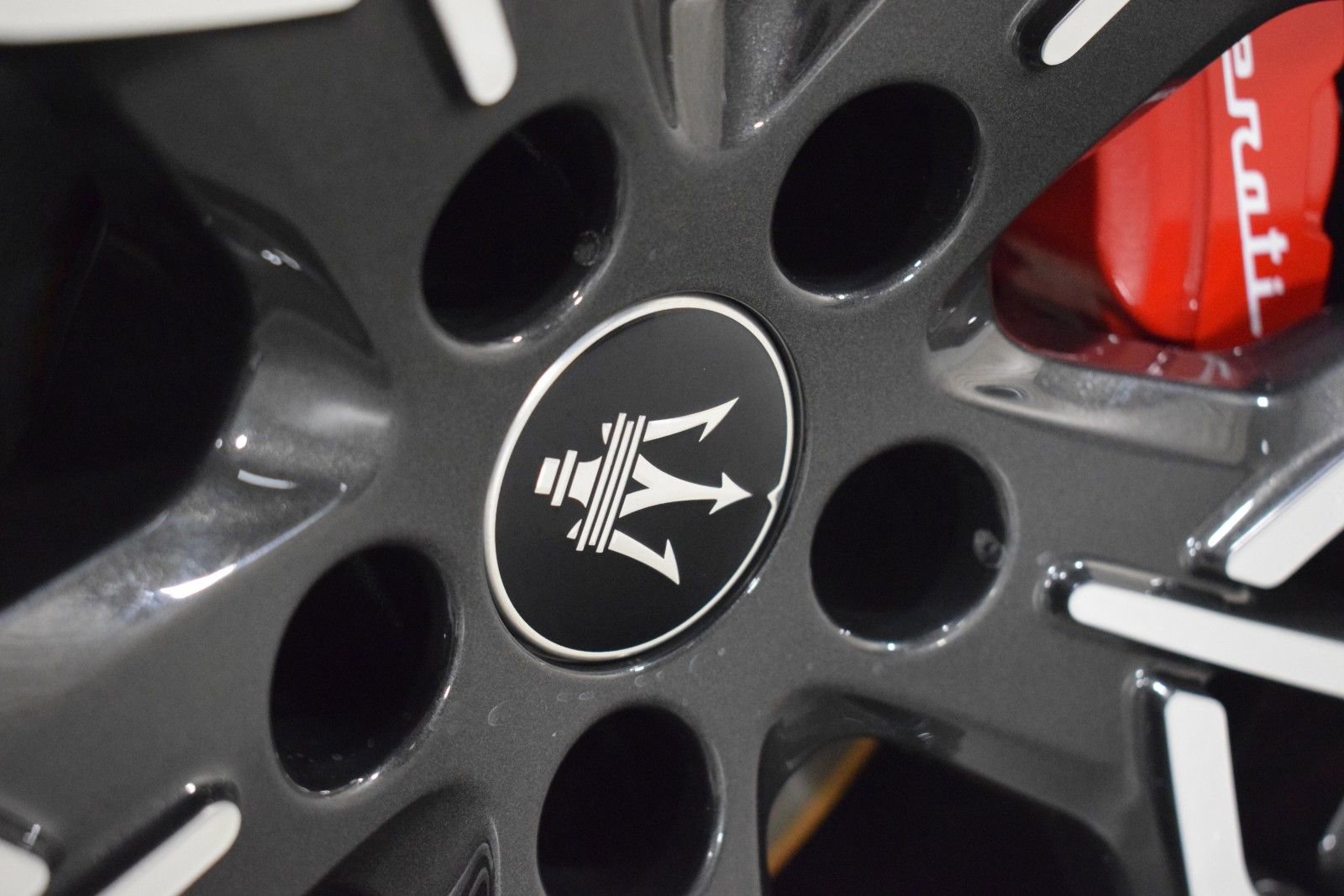 Used 2023 Maserati Grecale Modena image 17