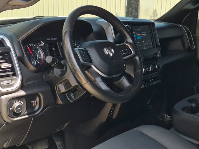 Used 2022 RAM 2500 Big Horn AWD/4WD image 5