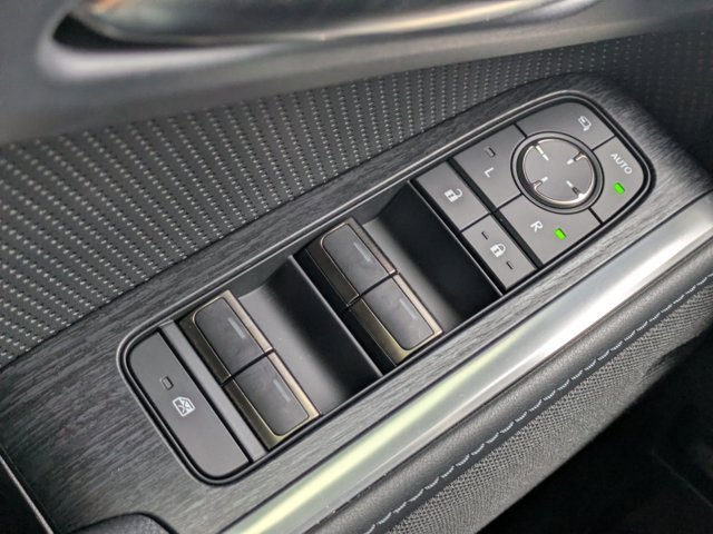 Used 2024 Lexus GX 550 image 21