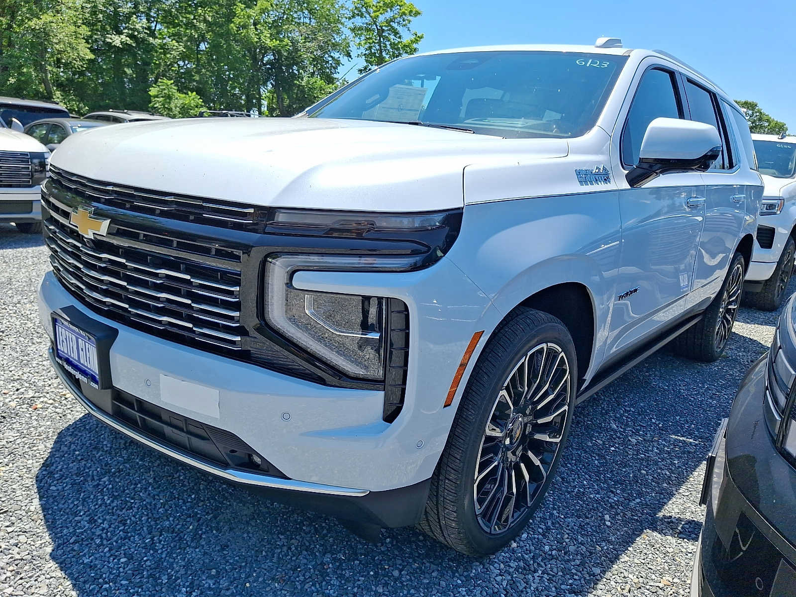 New 2026 Chevrolet Tahoe High Country AWD/4WD image 3