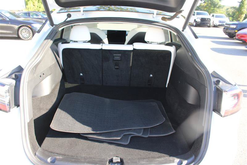 Used 2022 Tesla Model Y Long Range AWD/4WD image 20