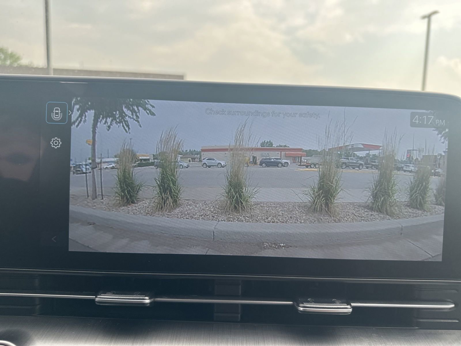 Used 2025 Hyundai Kona SEL image 26