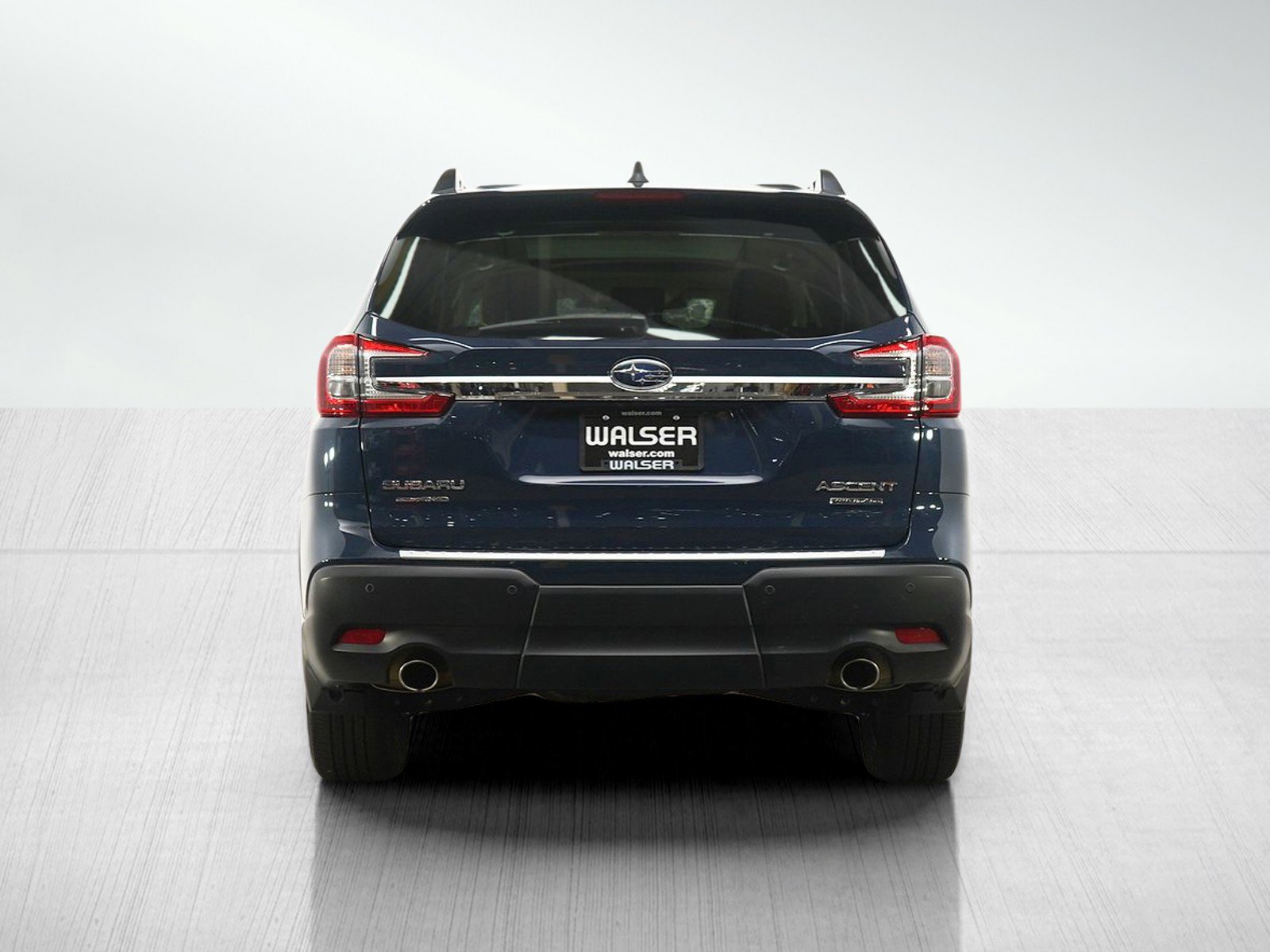 Used 2024 Subaru Ascent Limited w/ Technology Package AWD/4WD image 4