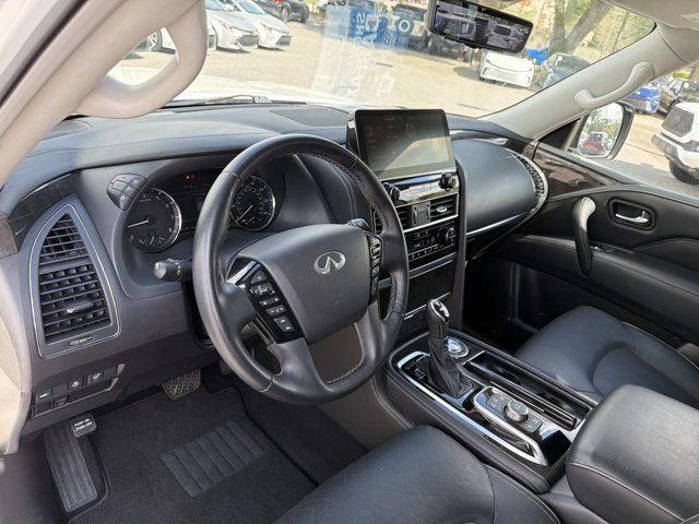 Used 2024 INFINITI QX80 Luxe RWD image 11