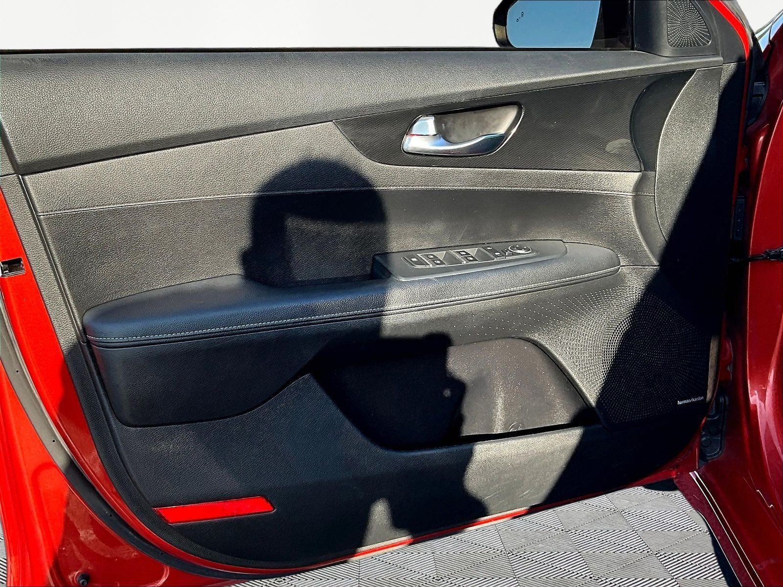 Used 2021 Kia Forte GT-Line w/ GT-Line Premium Package FWD image 19