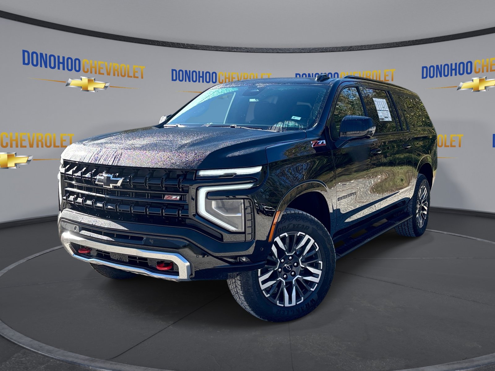 New 2026 Chevrolet Suburban Z71 w/ Comfort Package AWD/4WD image 4