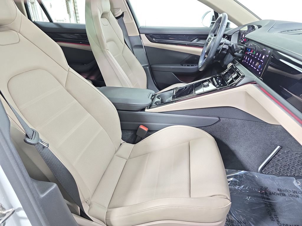 Certified 2025 Porsche Panamera 4 AWD/4WD image 27