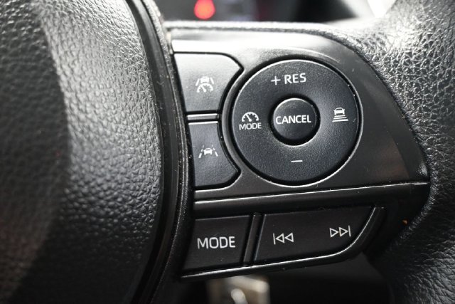 Used 2025 Toyota Corolla LE FWD image 16
