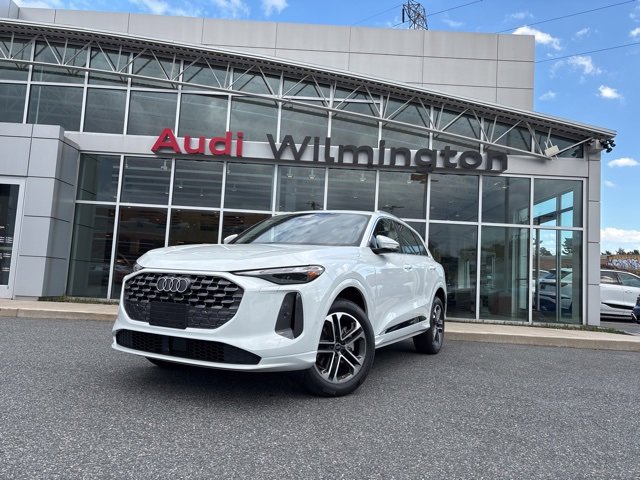 New 2025 Audi Q5 Premium