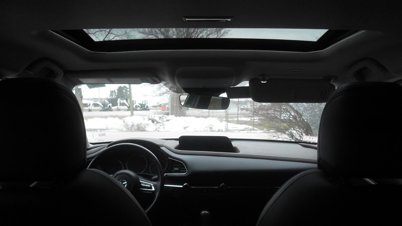 Used 2022 MAZDA CX-30 AWD 2.5 S w/ Premium Package image 7