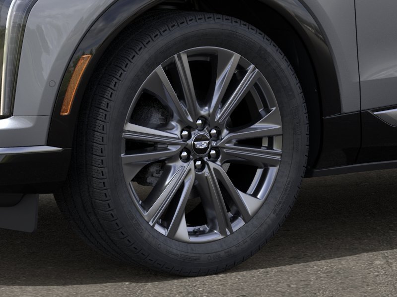 New 2027 Cadillac Optiq Premium Sport w/ LPO, Floor Liner Package AWD/4WD image 9