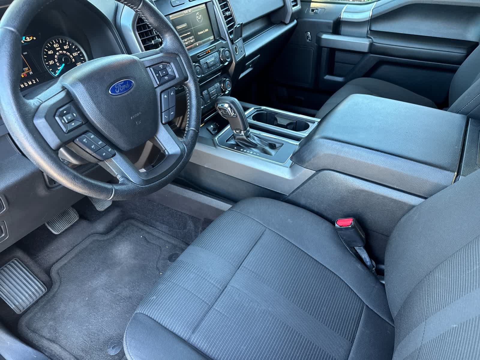 Used 2015 Ford F150 XLT w/ Equipment Group 301A Mid RWD image 11