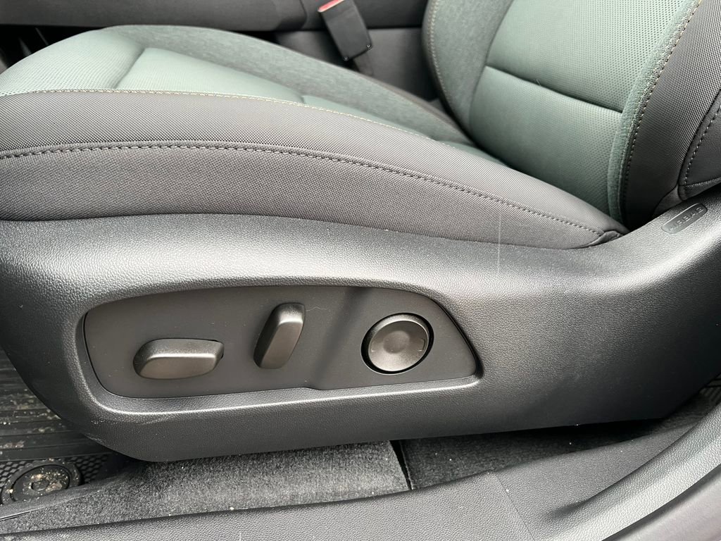 New 2026 GMC Terrain AT4 w/ Convenience Package III image 10