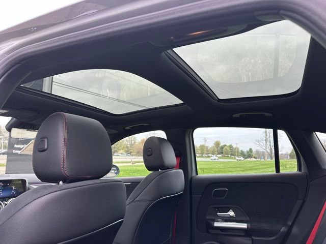 New 2026 Mercedes-Benz GLA 35 AMG 4MATIC image 43