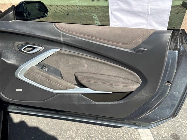 Used 2022 Chevrolet Camaro ZL1 image 23