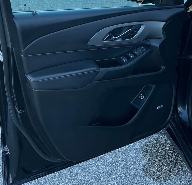 Used 2020 Chevrolet Traverse RS w/ LPO, Floor Liner Package image 5