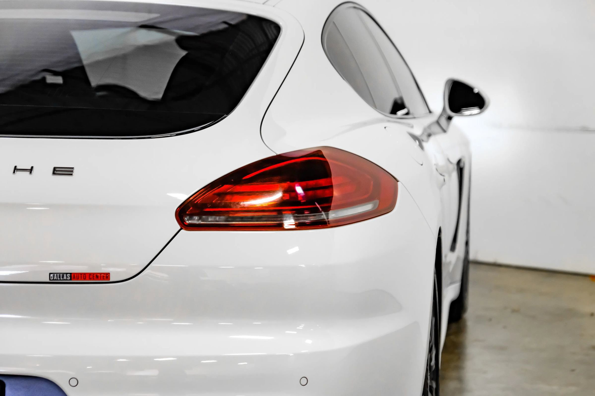 Used 2014 Porsche Panamera S image 27