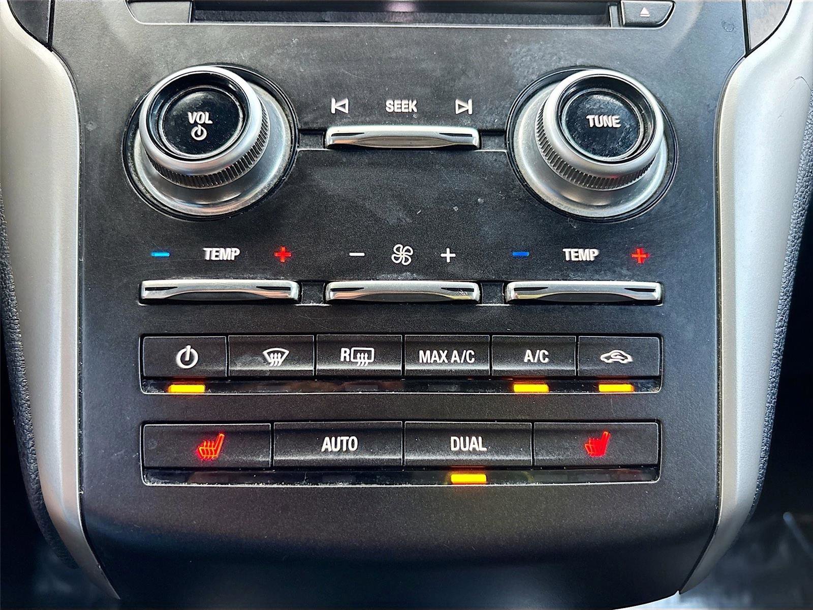 Used 2016 Lincoln MKC Premiere image 16