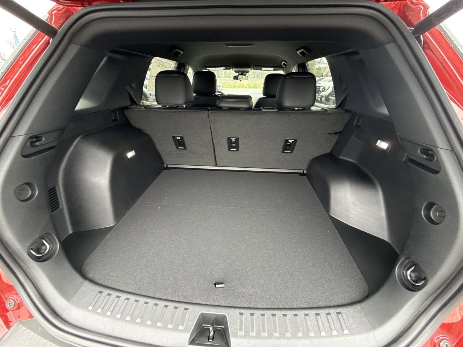New 2026 Chevrolet Equinox ACTIV FWD image 25