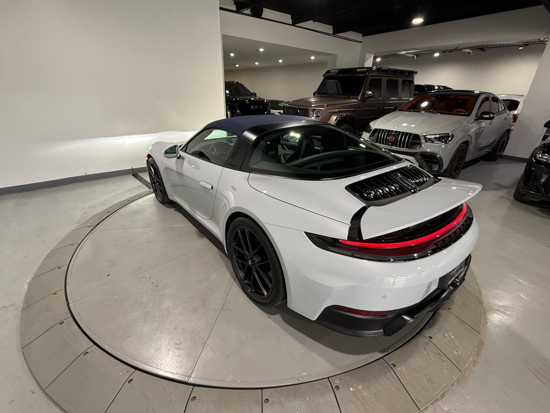 Used 2026 Porsche 911 Targa 4 GTS AWD/4WD image 45