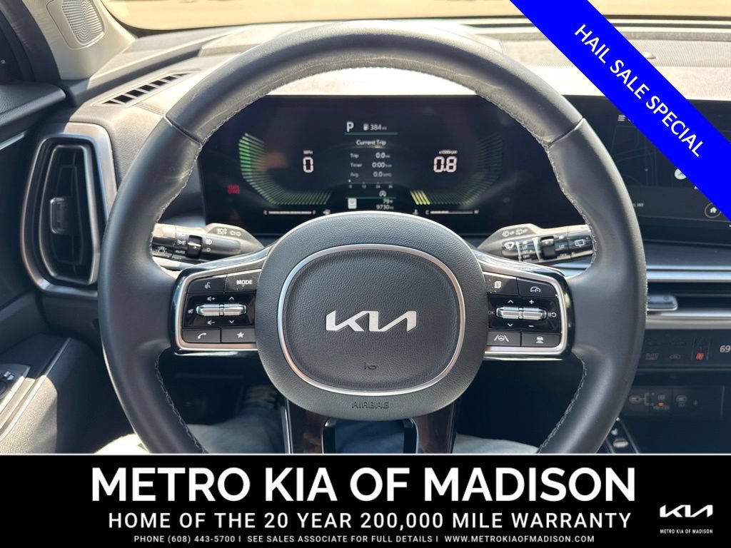 Used 2025 Kia Sorento EX FWD image 17