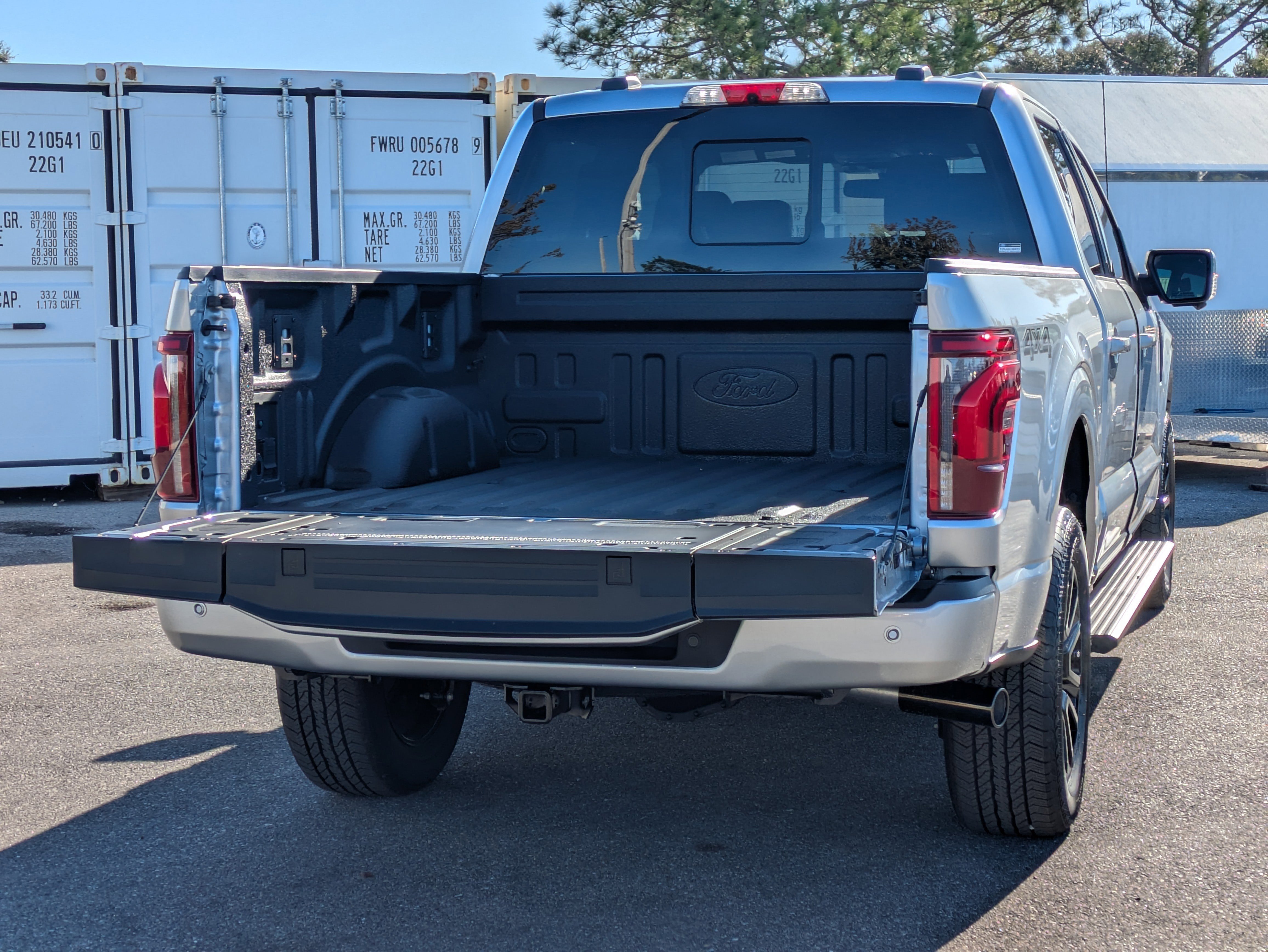 New 2025 Ford F150 Platinum image 14