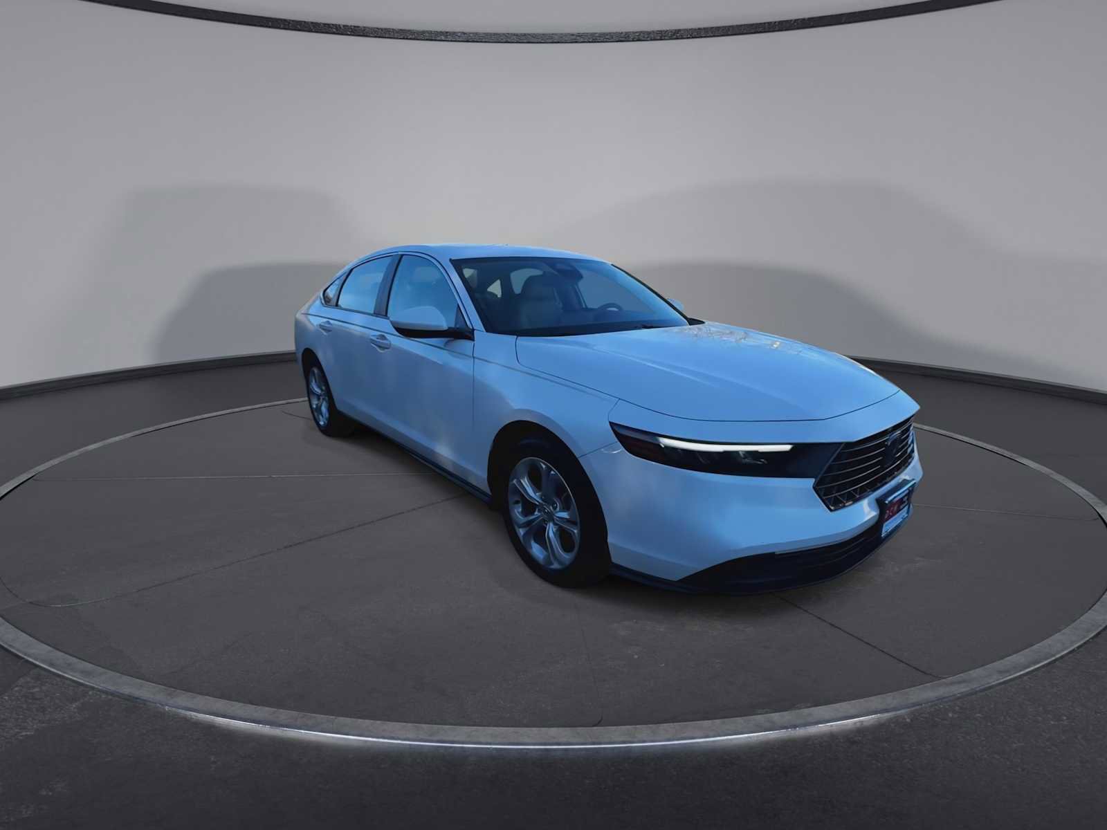 Certified 2023 Honda Accord LX image 2