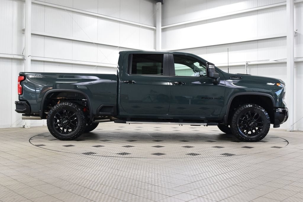 New 2026 Chevrolet Silverado 2500 LT w/ Trail Boss Package AWD/4WD image 9