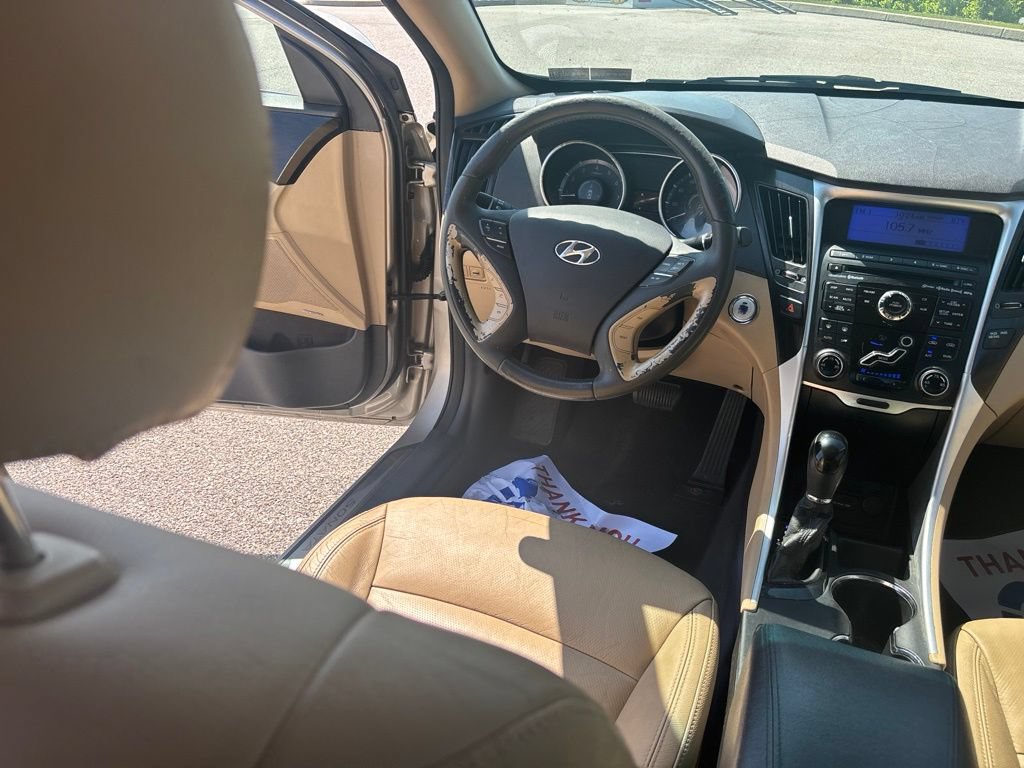Used 2011 Hyundai Sonata Limited FWD image 32