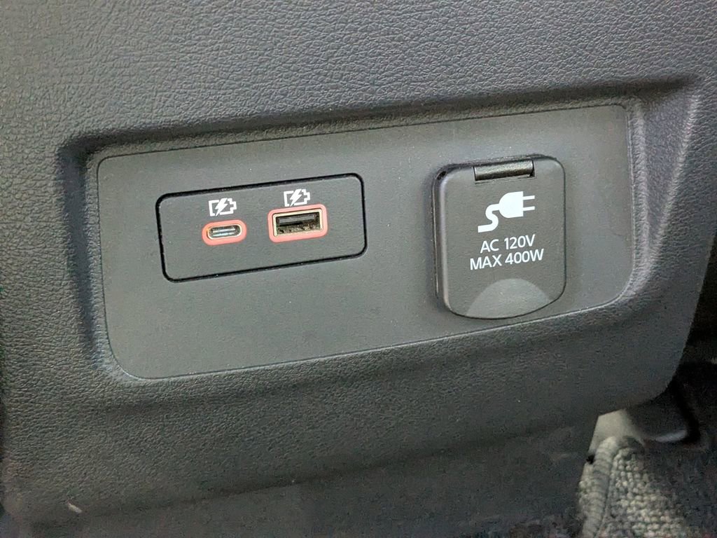 Used 2022 Nissan Frontier PRO-4X image 15