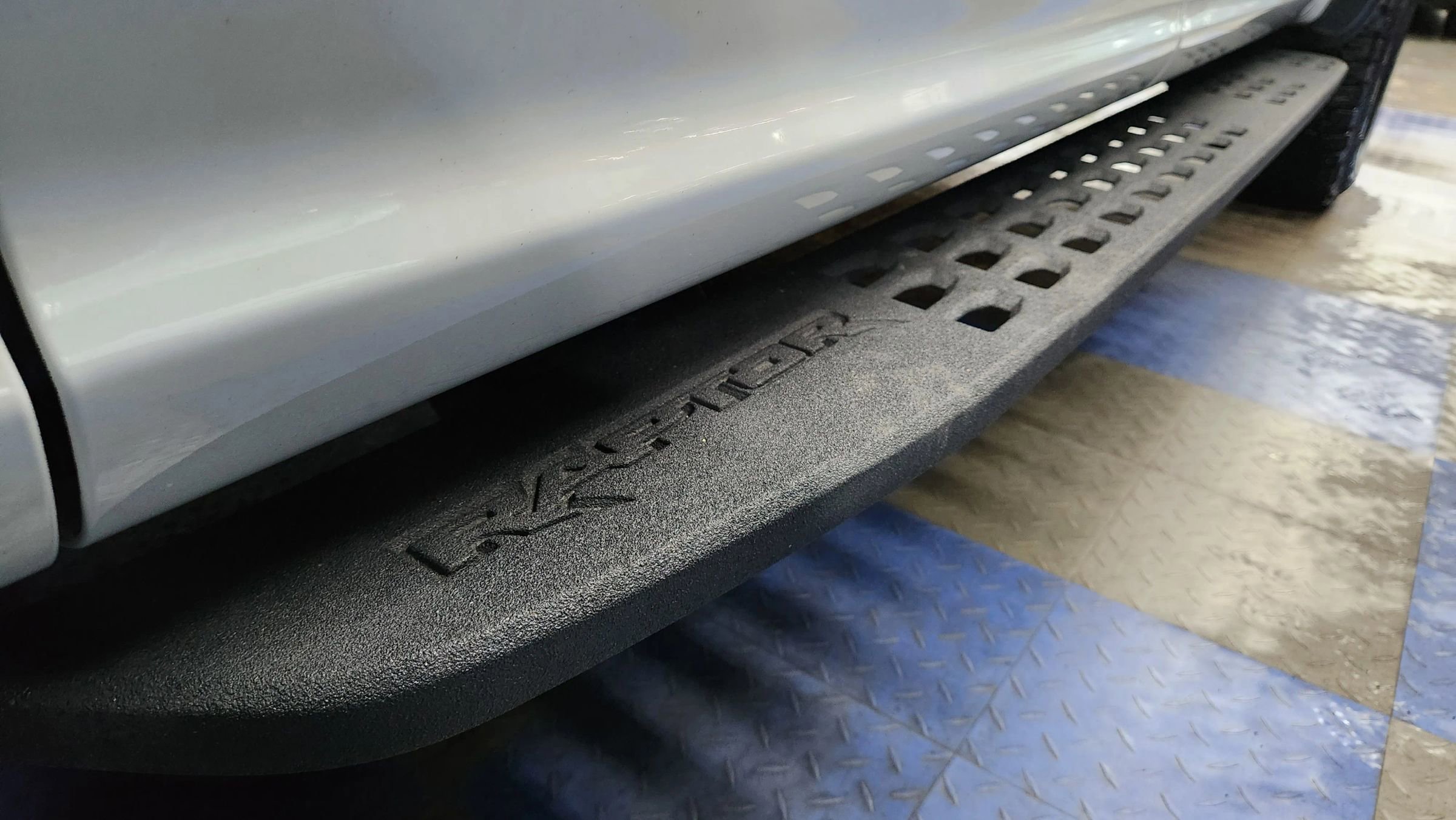 Used 2017 Ford F150 Raptor w/ Equipment Group 802A Luxury image 77