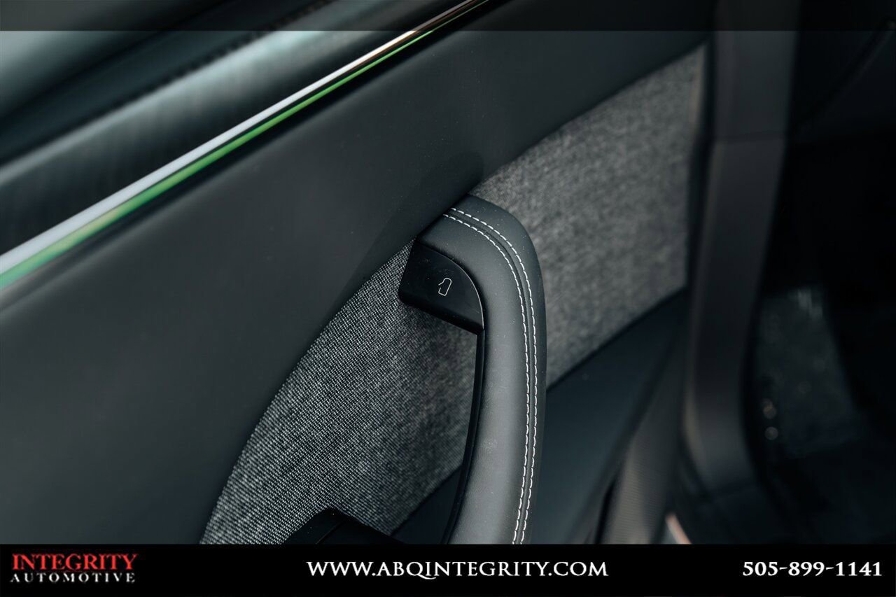 Used 2026 Tesla Model X Plaid image 16