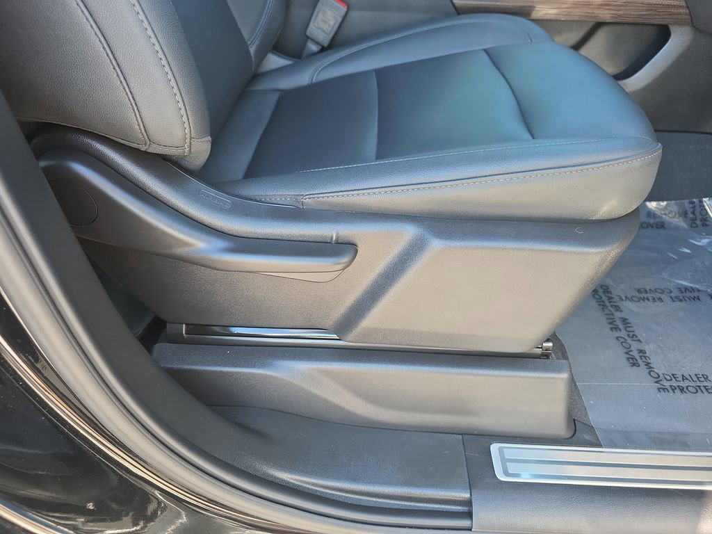 Used 2025 Chevrolet Silverado 1500 RST image 34